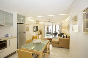 Maison Noosa Beachfront Resort - Accommodation Tasmania 24