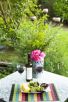 Crimson Villa - Accommodation Tasmania 24