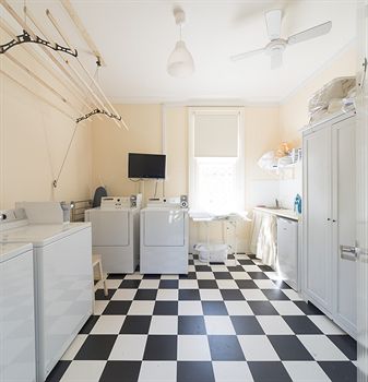 Admiral Collingwood Lodge - Accommodation Tasmania 25