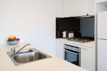 Melbourne Short Stay Apartments MP Deluxe - Accommodation Tasmania 13