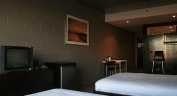 St Kilda Beach House @ Hotel Barkly - Hostel - Accommodation Tasmania 28