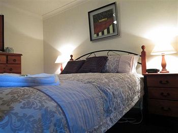 Barrington Wilderness Cedar Lodge Accommodation - Accommodation Tasmania 4