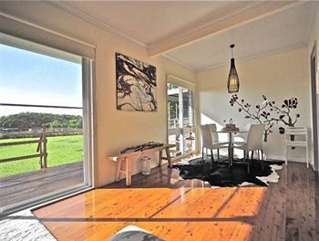 Taren Point Beach House - Accommodation Tasmania 4