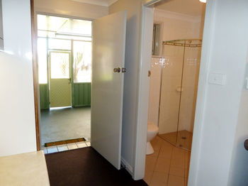 McNevin's Tamworth Motel - Accommodation Tasmania 4