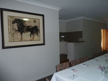 McNevin's Tamworth Motel - Accommodation Tasmania 30