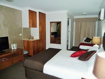 McNevin's Tamworth Motel - Accommodation Tasmania 32