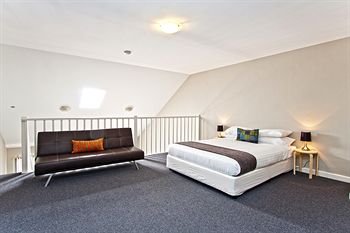 Ryals Serviced Apartments Camperdown - Accommodation Tasmania 3