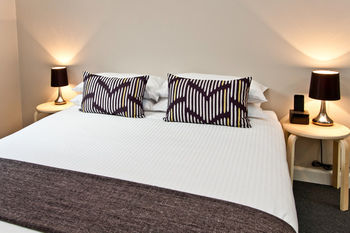 Ryals Serviced Apartments Camperdown - Accommodation Tasmania 19