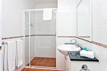 Ryals Serviced Apartments Camperdown - Accommodation Tasmania 21