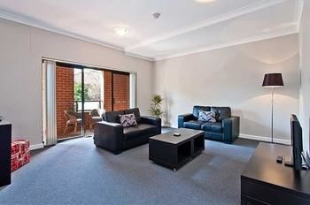 Ryals Serviced Apartments Camperdown - Accommodation Tasmania 22