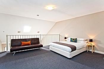 Ryals Serviced Apartments Camperdown - Accommodation Tasmania 23