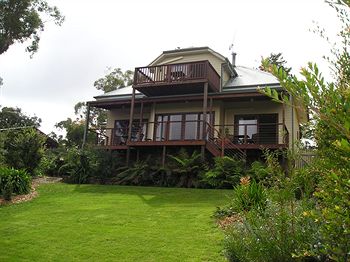 Valley Of The Waters B&B - Accommodation Tasmania 4
