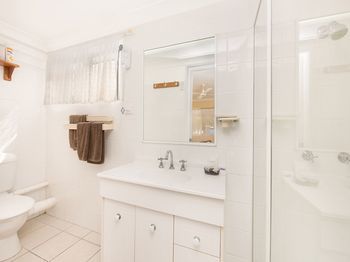 Caloundra City Centre Motel - Accommodation Tasmania 14