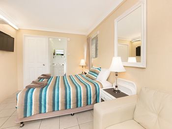 Caloundra City Centre Motel - Accommodation Tasmania 20