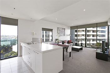 Docklands Private Collection Of Apartments - NewQuay - Accommodation Tasmania 5