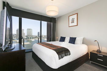 Docklands Private Collection Of Apartments - NewQuay - Accommodation Tasmania 17