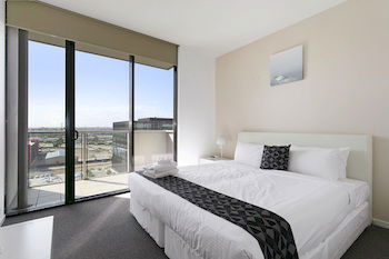 Docklands Private Collection Of Apartments - NewQuay - Accommodation Tasmania 20