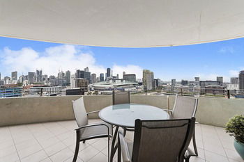 Docklands Private Collection Of Apartments - NewQuay - Accommodation Tasmania 52