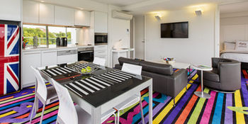 ADGE Boutique Apartment Hotel - Accommodation Tasmania 7