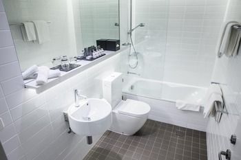 ADGE Boutique Apartment Hotel - Accommodation Tasmania 13