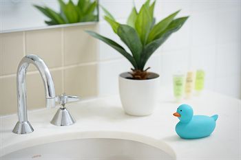 Treasury On Collins - Accommodation Tasmania 1