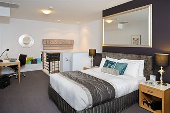 Treasury On Collins - Accommodation Tasmania 13