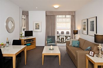 Treasury On Collins - Accommodation Tasmania 15