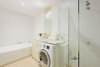 Treasury On Collins - Accommodation Tasmania 37