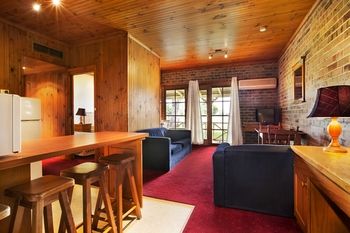 Macquarie Inn - Accommodation Tasmania 12