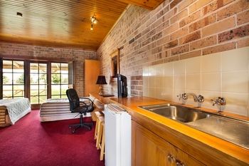 Macquarie Inn - Accommodation Tasmania 14