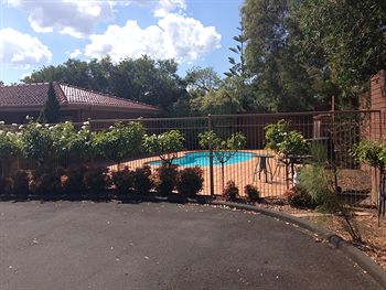 Nunawading Motor Inn - Accommodation Tasmania 13