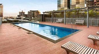 Melbourne Holiday Apartments At McCrae Docklands - Accommodation Tasmania 3