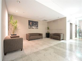 Melbourne Holiday Apartments At McCrae Docklands - Accommodation Tasmania 13