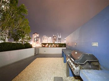 Melbourne Holiday Apartments At McCrae Docklands - Accommodation Tasmania 15