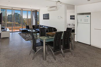 Melbourne Holiday Apartments At McCrae Docklands - Accommodation Tasmania 20