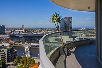 Melbourne Holiday Apartments At McCrae Docklands - Accommodation Tasmania 21