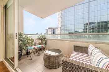 Melbourne Holiday Apartments At McCrae Docklands - Accommodation Tasmania 25