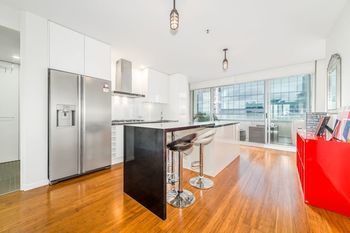 Melbourne Holiday Apartments At McCrae Docklands - Accommodation Tasmania 31