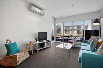 Melbourne Holiday Apartments At McCrae Docklands - Accommodation Tasmania 33