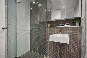 Melbourne Holiday Apartments At McCrae Docklands - Accommodation Tasmania 35