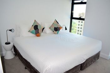 Apartments Melbourne Domain - CBD - Accommodation Tasmania 21