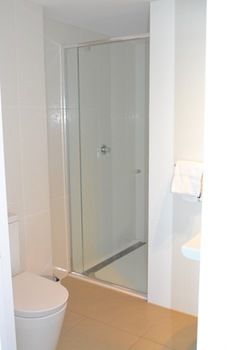 Apartments Melbourne Domain - CBD - Accommodation Tasmania 22