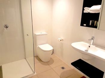 Apartments Melbourne Domain - CBD - Accommodation Tasmania 49