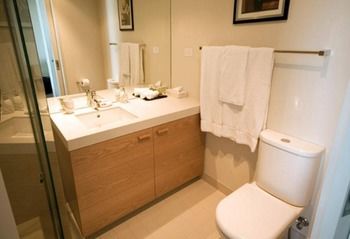 Apartments Melbourne Domain - Docklands - Accommodation Tasmania 12