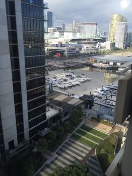 Apartments Melbourne Domain - Docklands - Accommodation Tasmania 26