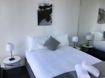 Apartments Melbourne Domain - Docklands - Accommodation Tasmania 60