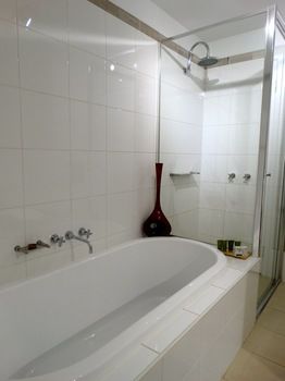 Flinders Wharf Apartments - Accommodation Tasmania 0