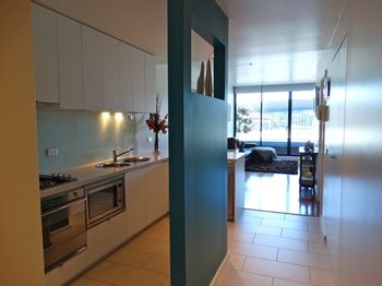 Flinders Wharf Apartments - Accommodation Tasmania 10