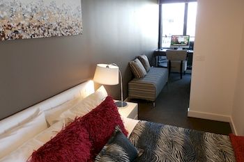 Aura On Flinders Serviced Apartments - Accommodation Tasmania 4