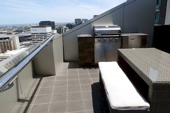 Aura On Flinders Serviced Apartments - Accommodation Tasmania 7
